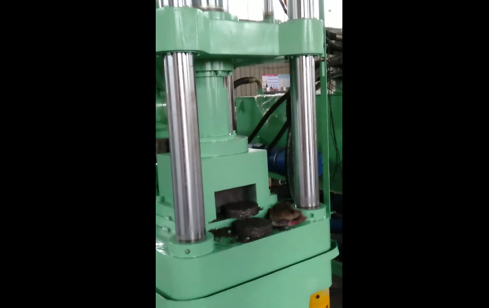 鋁屑 鐵屑自動(dòng)壓塊機(jī)密度高